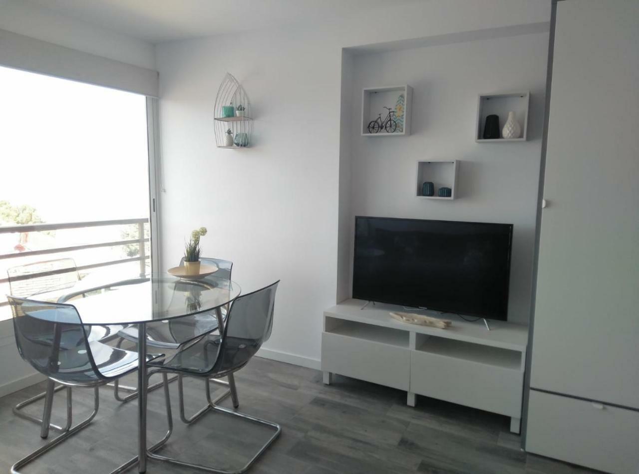 Bsb Surf&Beach Apartment サロウ エクステリア 写真